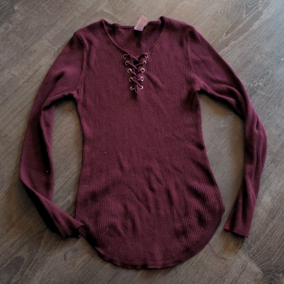 No Boundaries Tops - Cute top